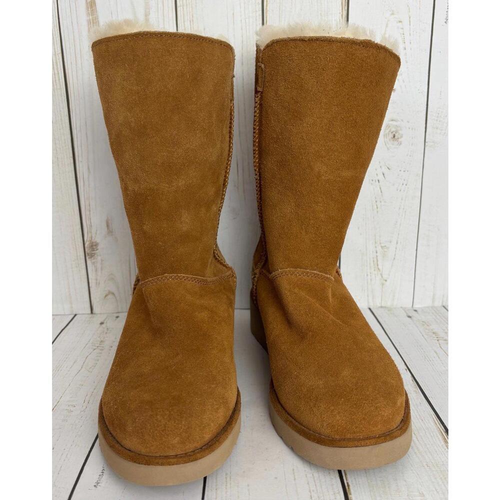 NEW Koolaburra by UGG Shazi Tall Suede Wedge Boots‎ Chestnut 10" Tall Size 7